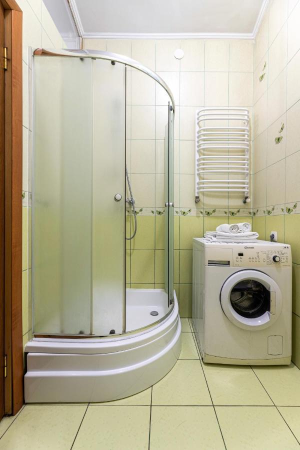 Затишний Відпочинок В Центрі Львова Apartment ภายนอก รูปภาพ